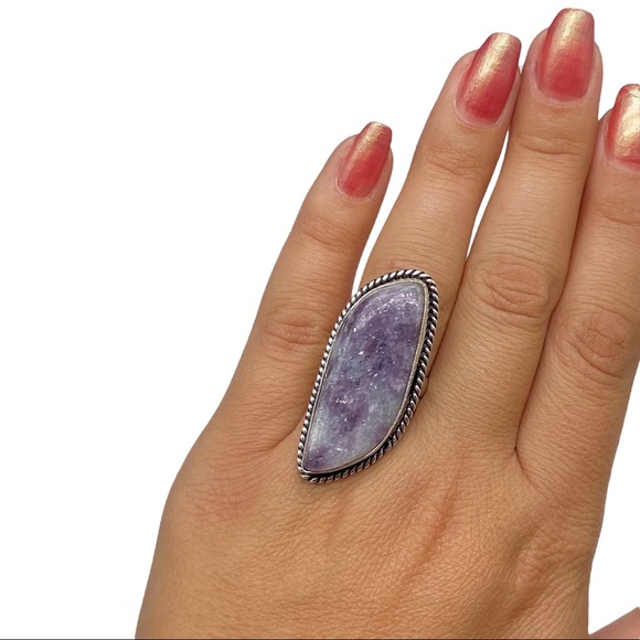Lepidolite Ring Size 7.5 Natural Stone Stamped 925 Sterling Silver Purple - Picture 2 of 7